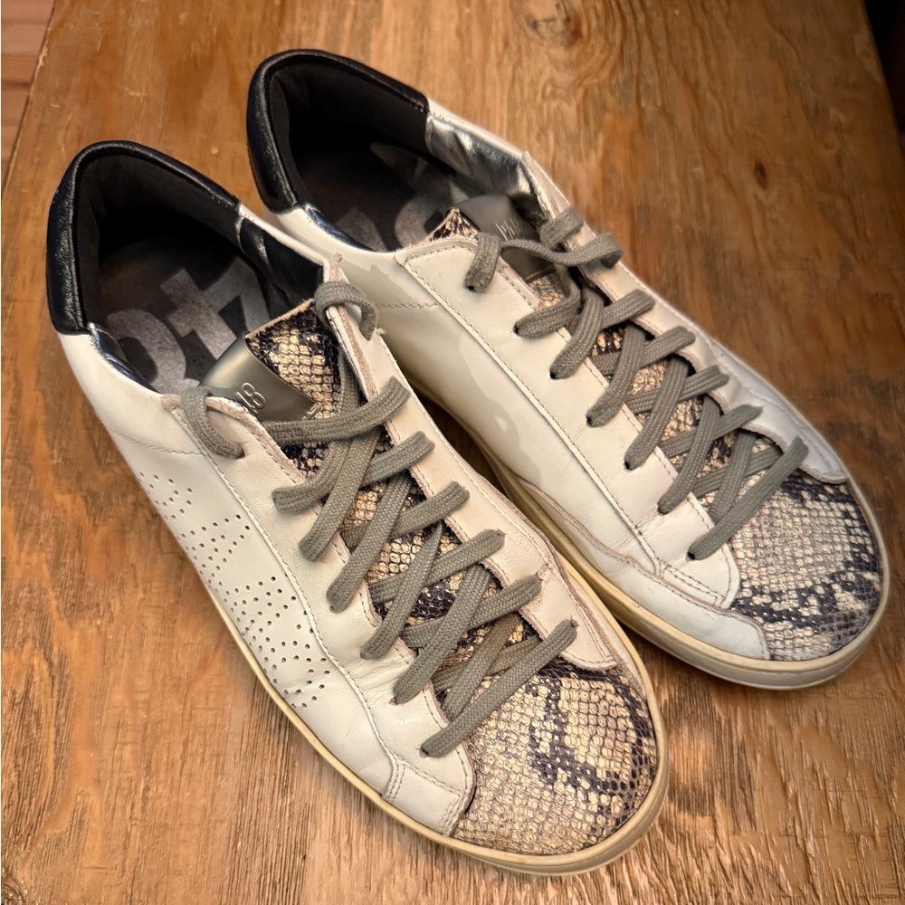 P448 John W-White Leather Python Women's Sneakers White Gray Snakeskin Detail 39
